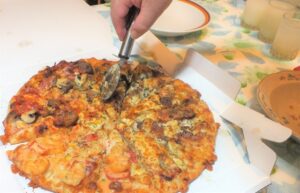 ピザを平等に分ける